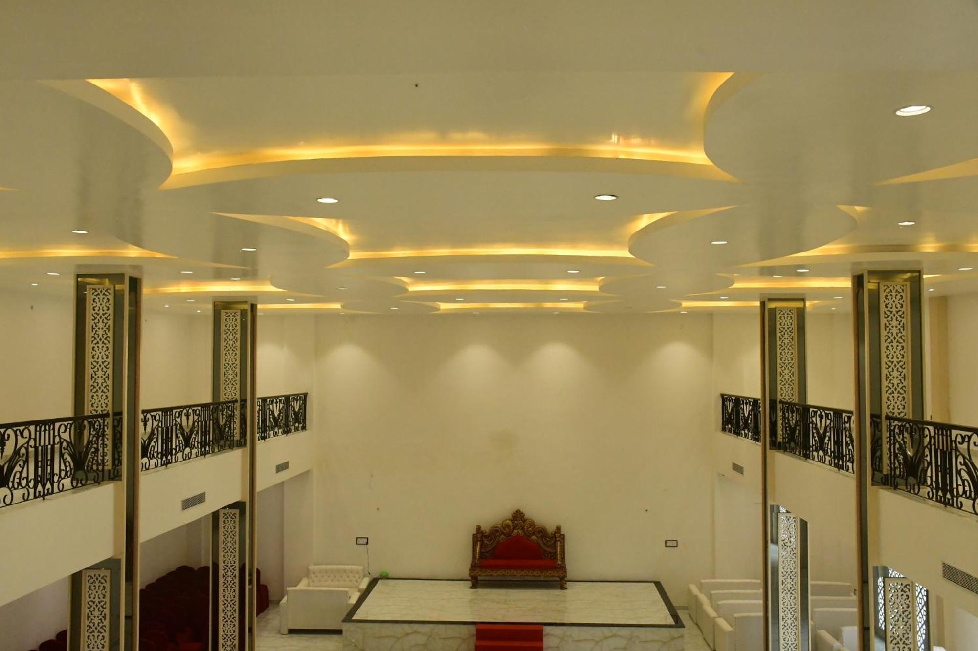 Vatika Banquet And Lawn Hotel Gaya Ngoại thất bức ảnh