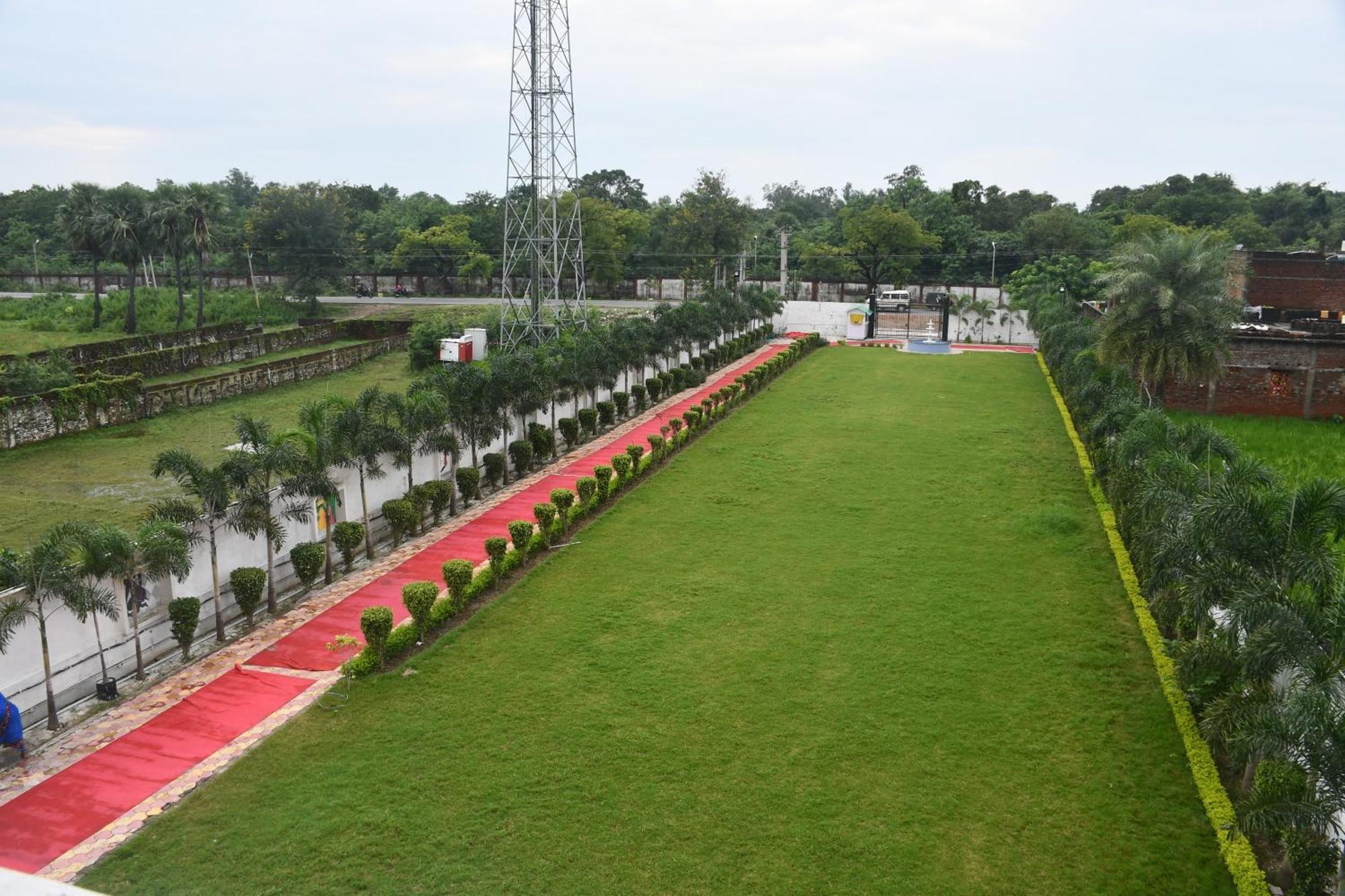 Vatika Banquet And Lawn Hotel Gaya Ngoại thất bức ảnh